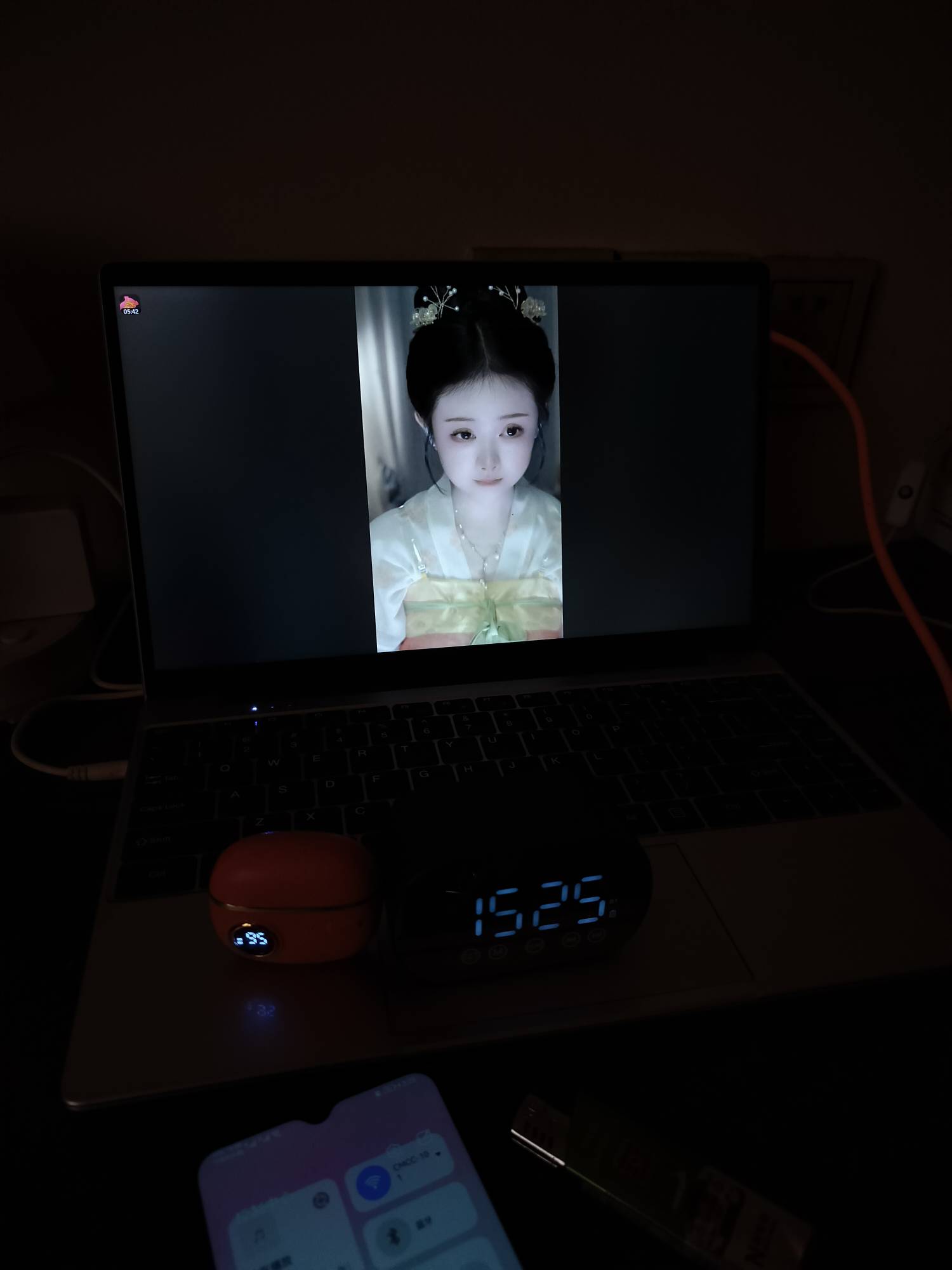 得物的蓝牙到了

63 / 作者:顺56 / 