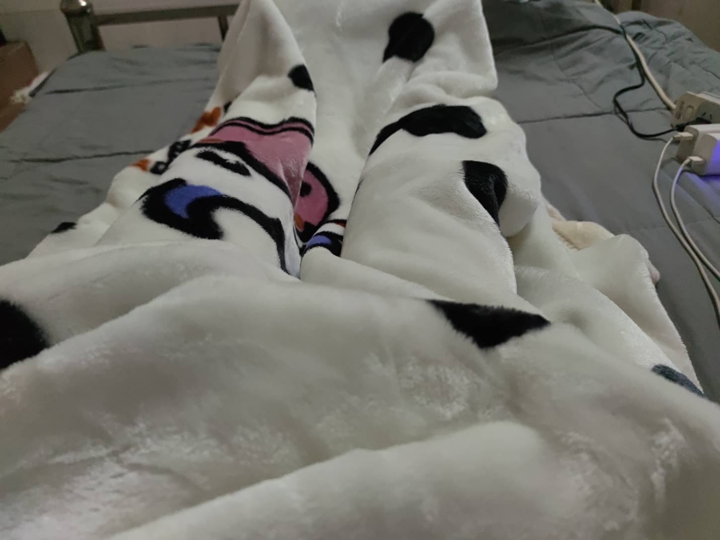 我就一个毛毯度过一个冬天，我就问你们行吗？

81 / 作者:梦回大唐做王爷 / 