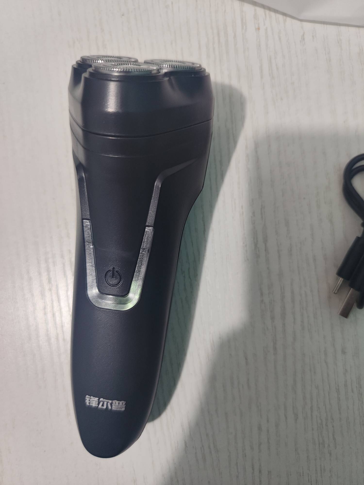 我靠，得物两块钱买的剃须刀声音跟冲击钻一样

55 / 作者:几把毛都没有绝望了 / 