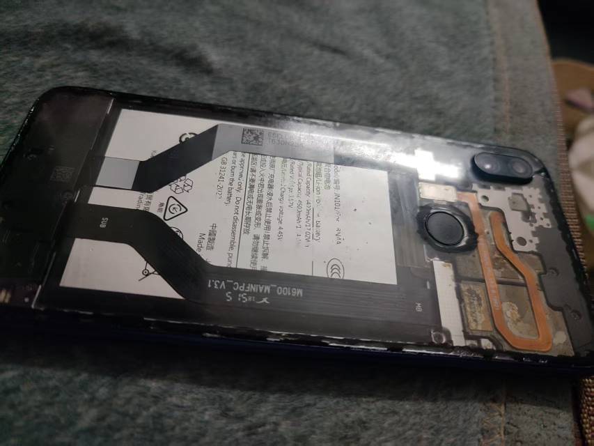 直接动手改的透明挂壁手机 b格这不就上来了？


43 / 作者:酒伴残烟 / 