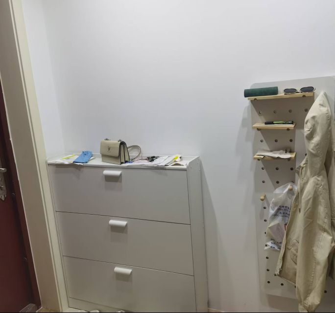 到家，+了两小时班70毛到手，小剧追起羊毛走起


28 / 作者:顾小贝 / 