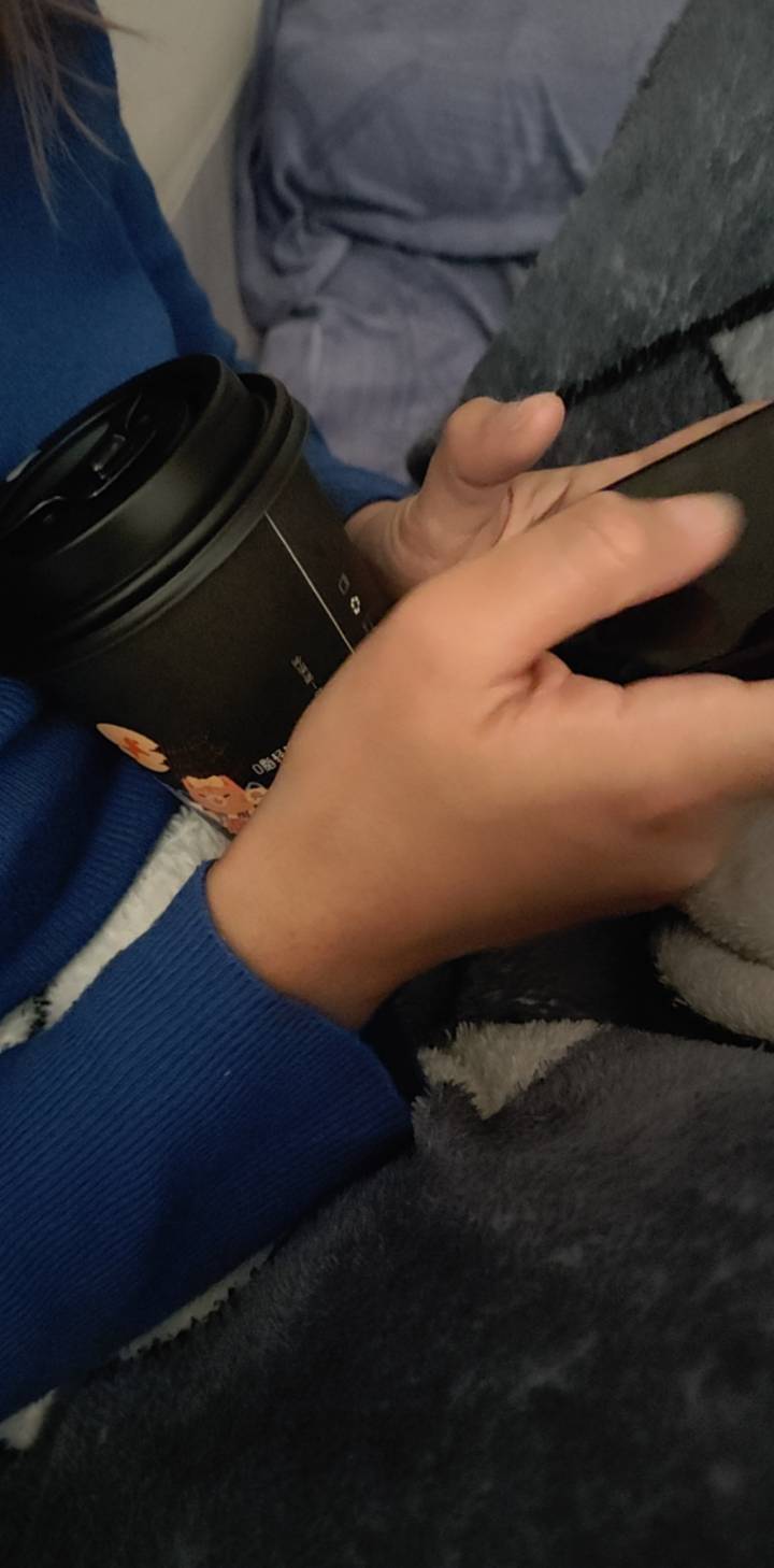 咖啡真好喝

22 / 作者:爱生活爱玫瑰 / 