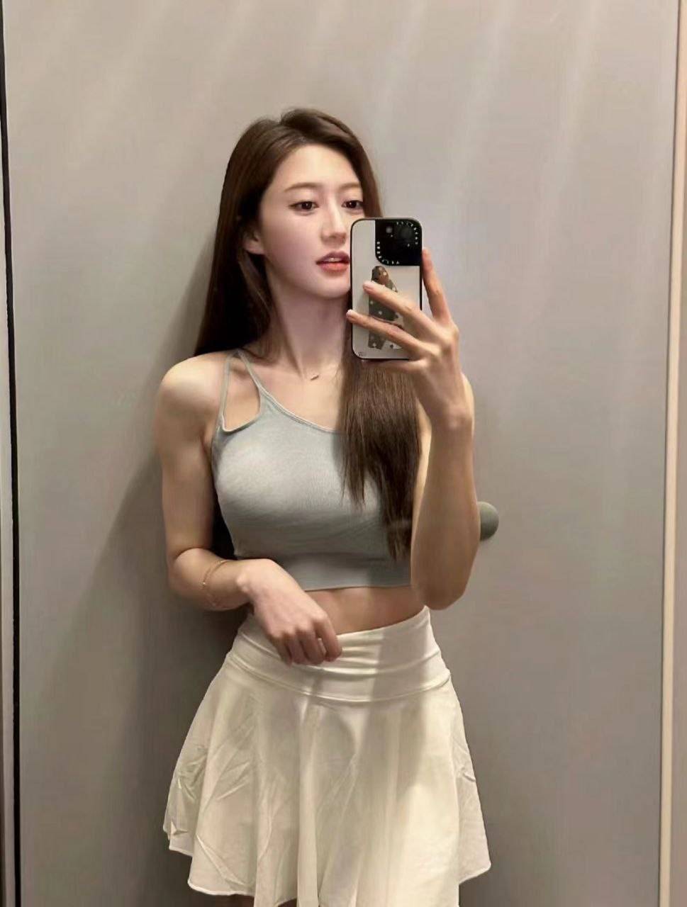 服了，我姐在阿维塔上班都不告诉我有这个活动，汤都没有喝上

62 / 作者:小机智爱购物 / 