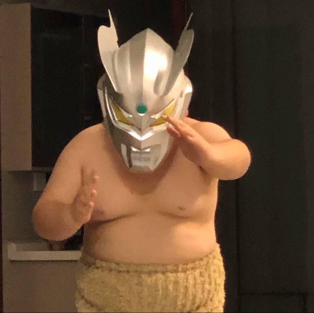 昨天要拉人在闲鱼做的单，我发任务早上所有人都收货了他那一直装死已读不回

73 / 作者:红尘社 / 