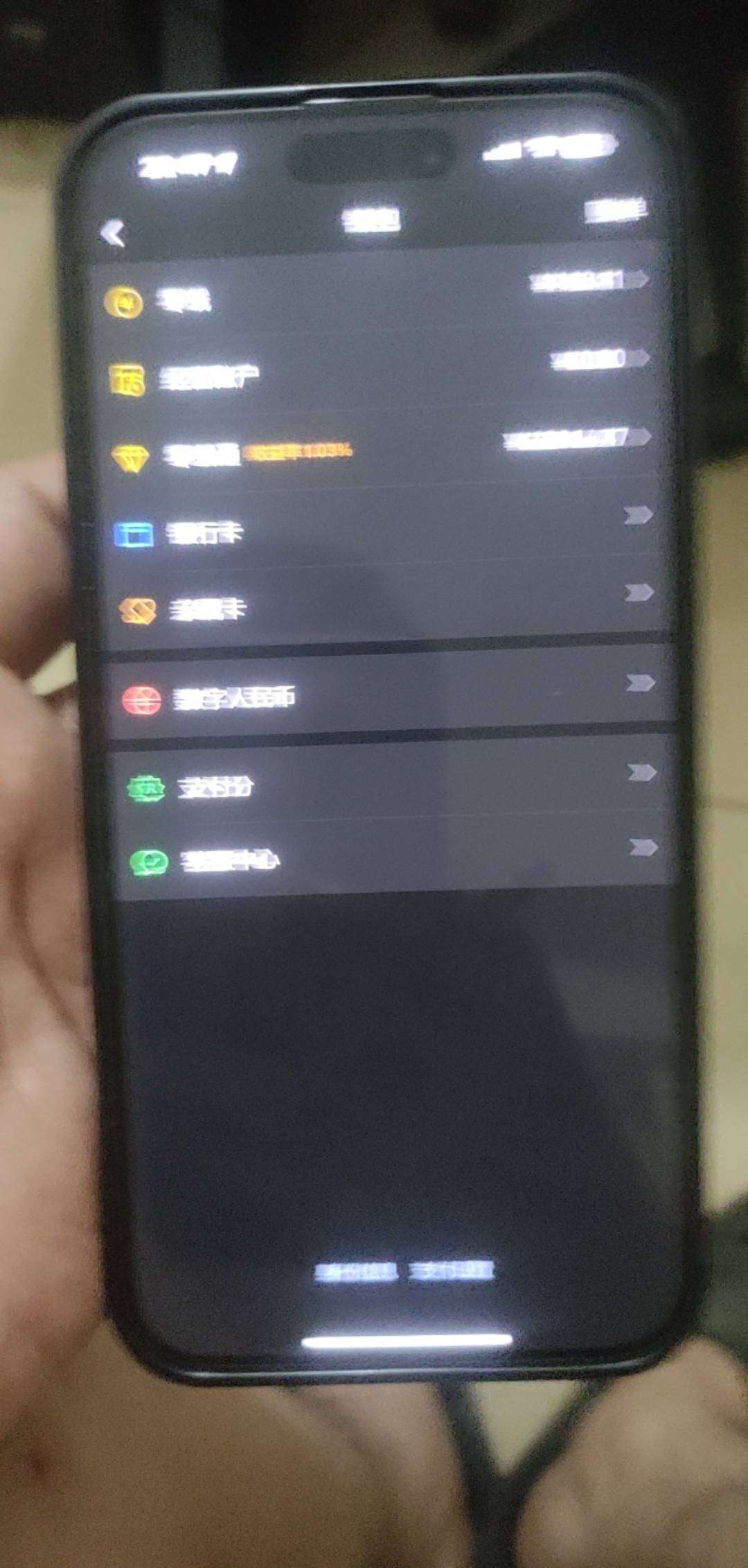 不知道自己还可以扛多久 老哥们


8 / 作者:啦啦啦啦啦乖乖 / 