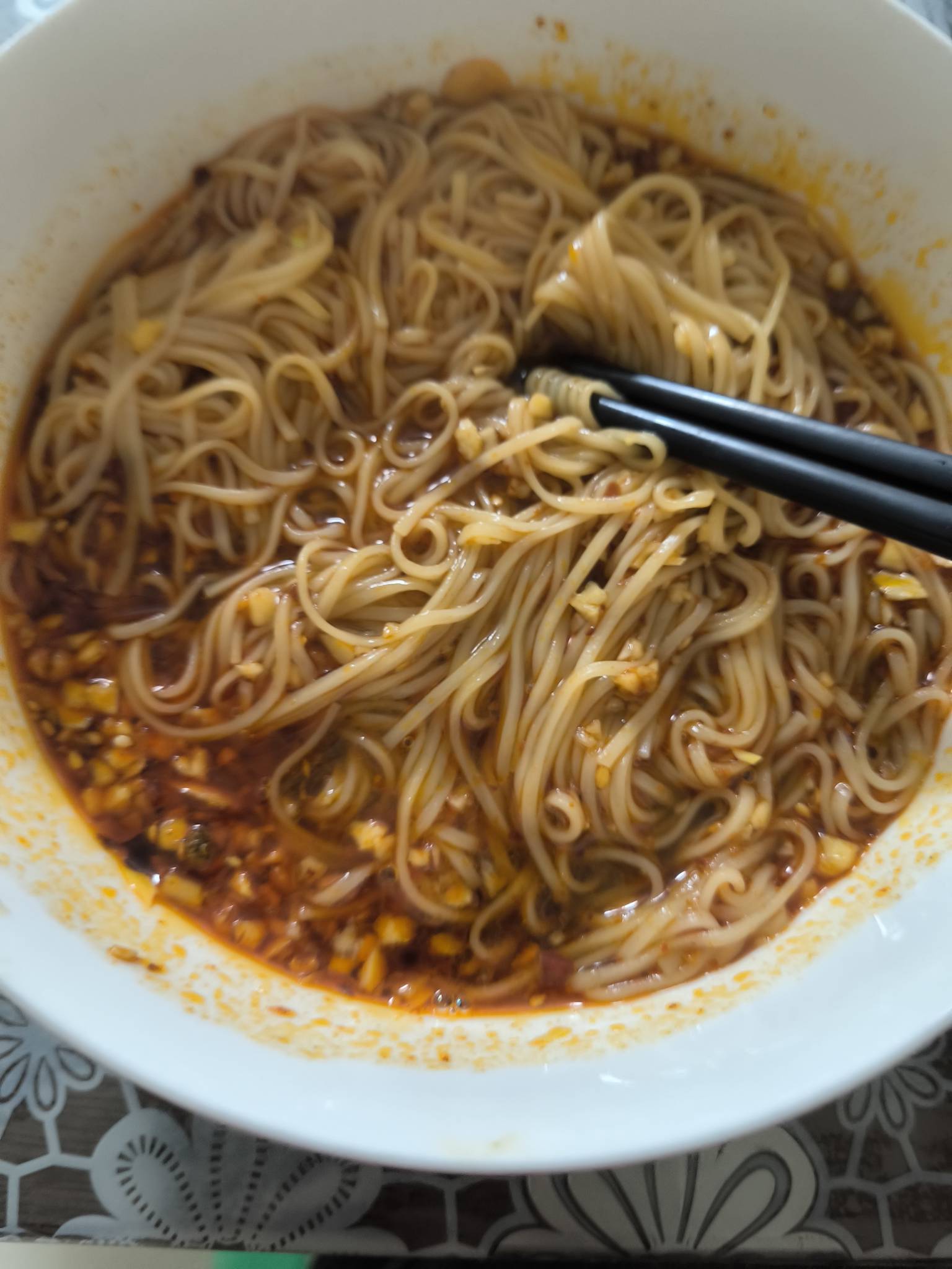 挂壁面

52 / 作者:花鼓戏 / 