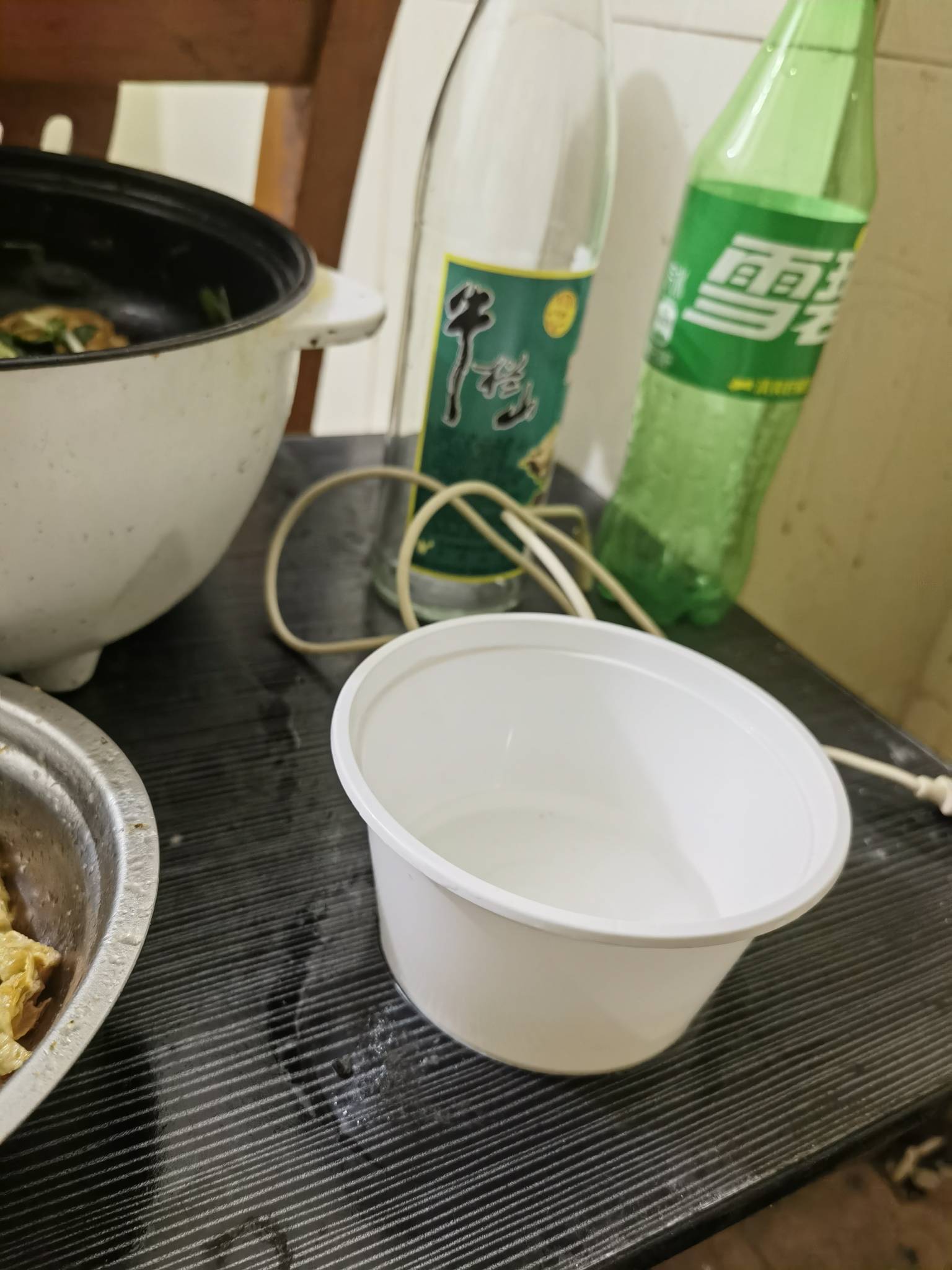 干酒吧，有些人怕起来。

26 / 作者:庸人自扰啊666 / 