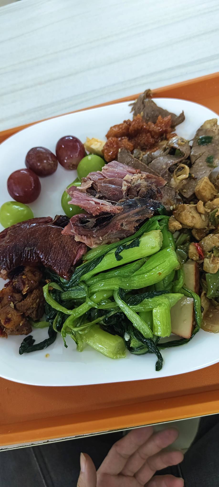 停工吃午饭，老哥你们今天又鲁了多少？

69 / 作者:是隔壁帅哥 / 