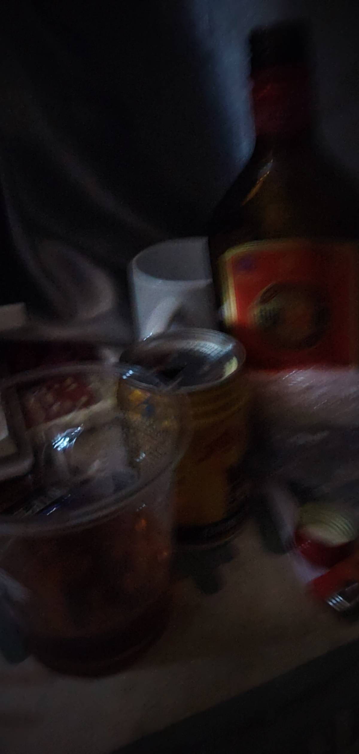 和中国劲酒打亲朋好友 ，.依稀记得以前的时候喝酒喝多了，给舍友表演了1T醉拳，从此再67 / 作者:我不是挂壁仔 / 