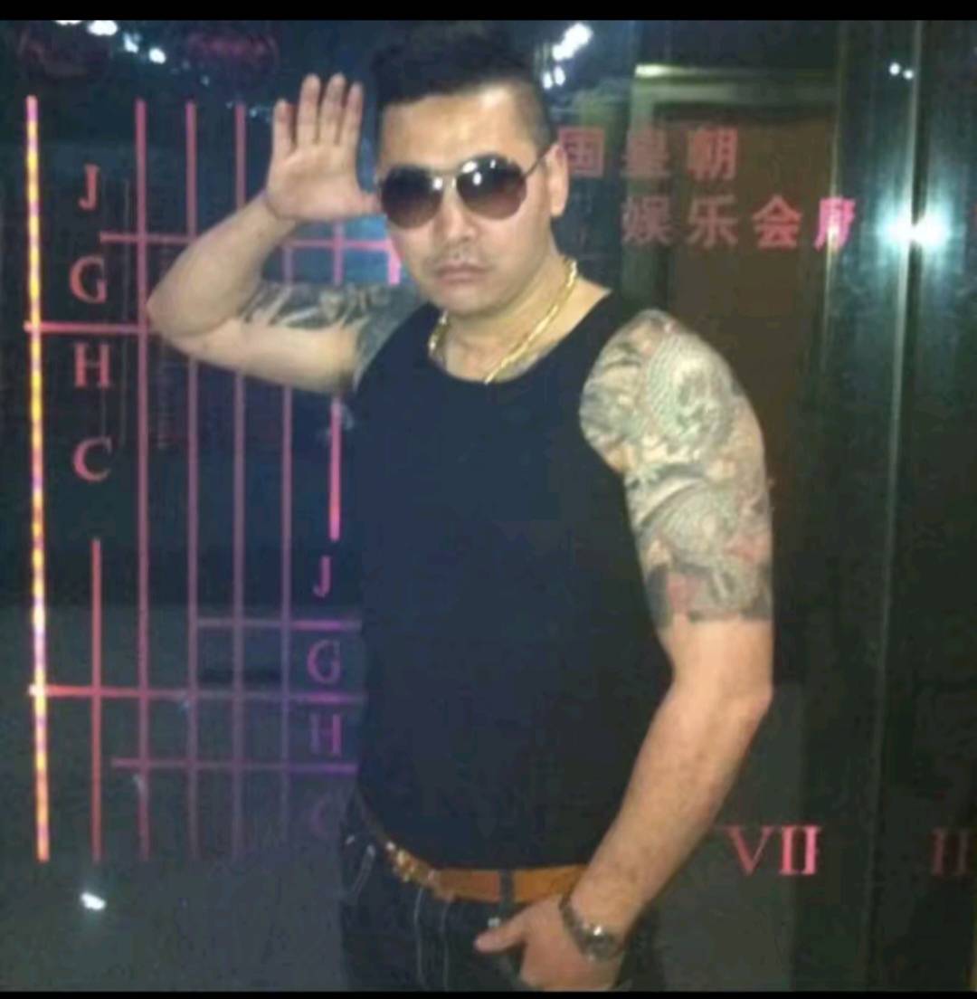 老哥们，我拿这个当头像够狠吗？有没有排面

87 / 作者:腾霄又是孙悟空 / 