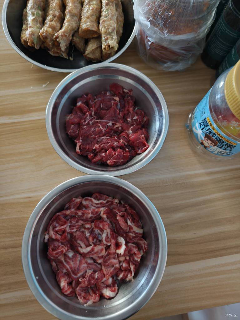 你们辈子是真废了，浑浑噩噩没攒下半点本事，没学历没背景，现在想挣扎都找不到抓手。24 / 作者:卡农无敌帅 / 