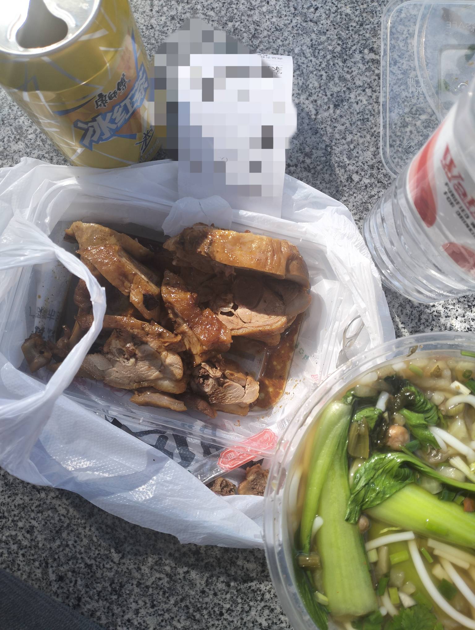 饿s了

72 / 作者:尛•牛•氓 / 