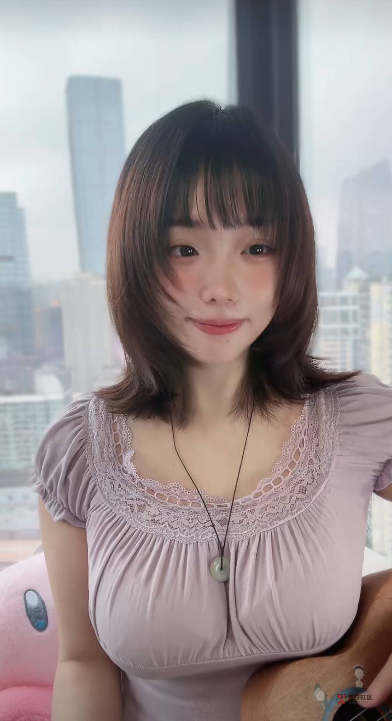 东子，云少妇，小建建都是最新版，跳转说我版本低进不了建行

53 / 作者:尛•牛•氓 / 