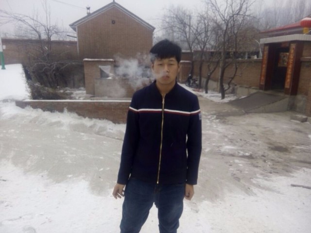 广东好冷13℃，搬货日结200准备下班
9点开始，中午1个小时吃饭，18点下班

53 / 作者:风中之神-聂风 / 