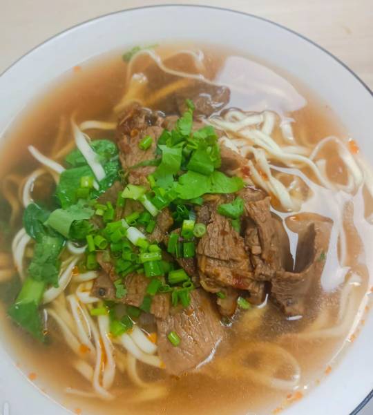 又是申请不到十块钱羊毛的一天，点盘蚊香吃点零食洗个热水澡敷个面膜就睡觉了老哥们，19 / 作者:理理理66 / 