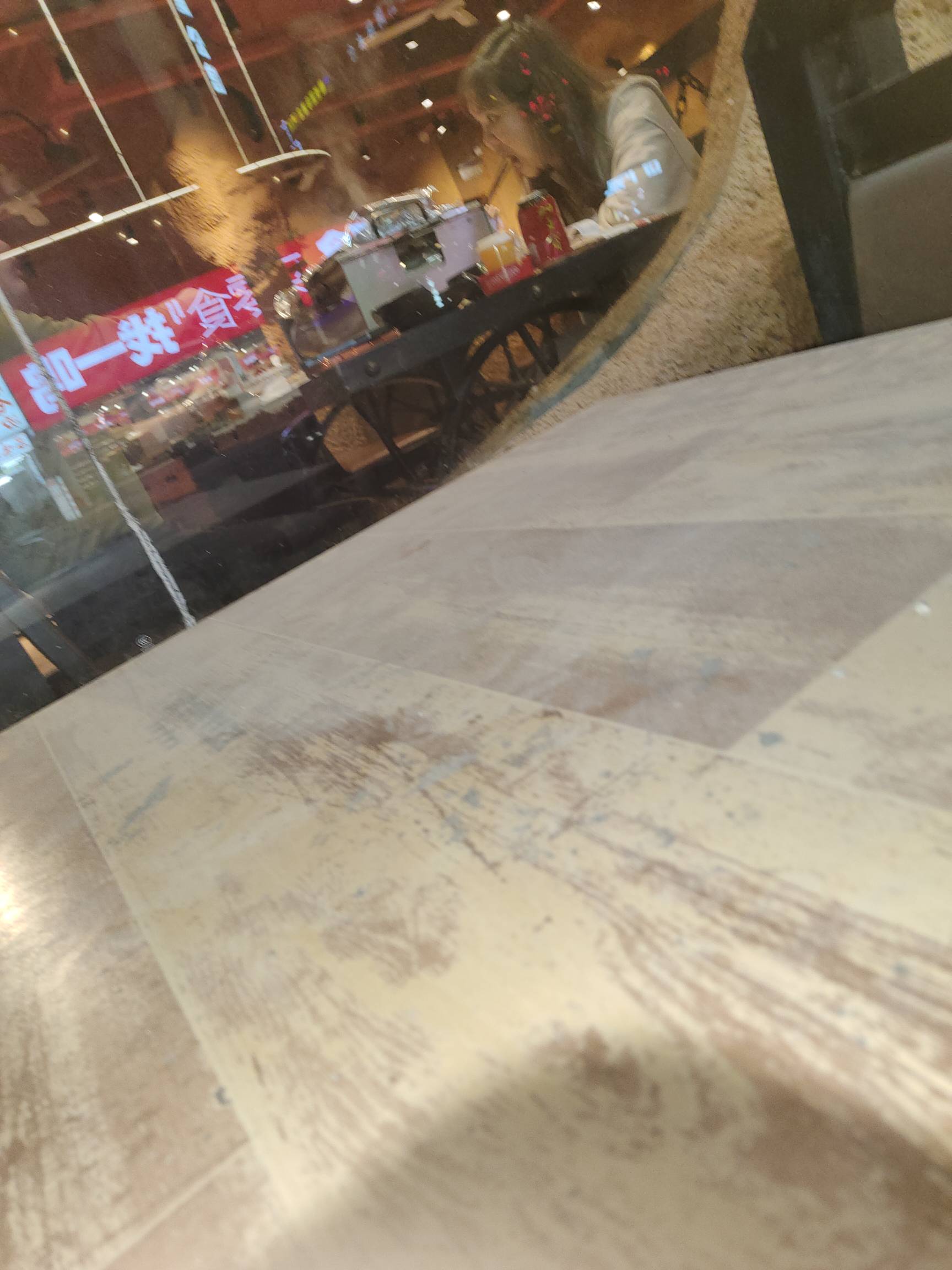 老哥们好饿呀，好想吃

8 / 作者:风筝v / 