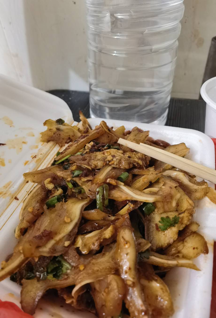 60℃米酒，能治感冒吗。头疼

43 / 作者:庸人自扰啊666 / 