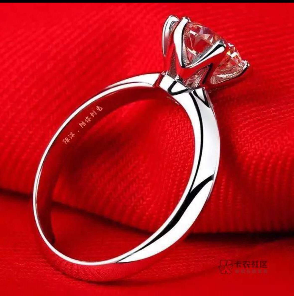 老哥们分手了喝了三天连着 无论怎么挽回都没有跟仇人一样可是我们原先也爱过啊

73 / 作者:童话破灭 / 