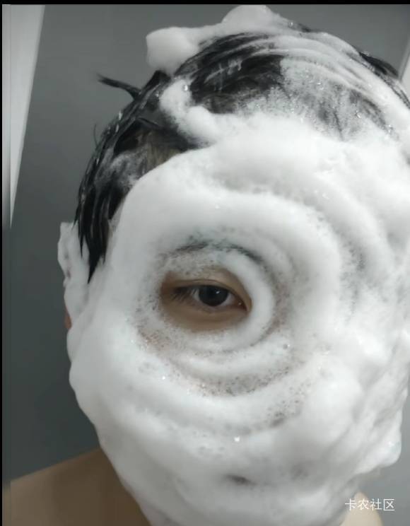 隔壁挂壁房老哥挑战物流日结一个星期了，每天19出发，早上9点回来

19 / 作者:风中之神-聂风 / 