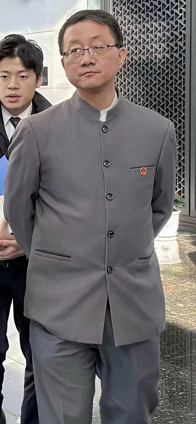 这T衣服怎么样我也想买一T

2 / 作者:一纸渡桥 / 