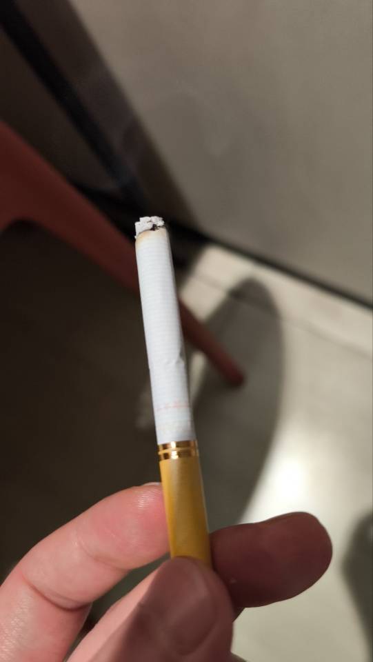 老天爷，我也没做过啥缺德事亏心事，无非就是上学那会儿辜负了几个姑娘，为啥让我活成81 / 作者:恭喜发财zy / 