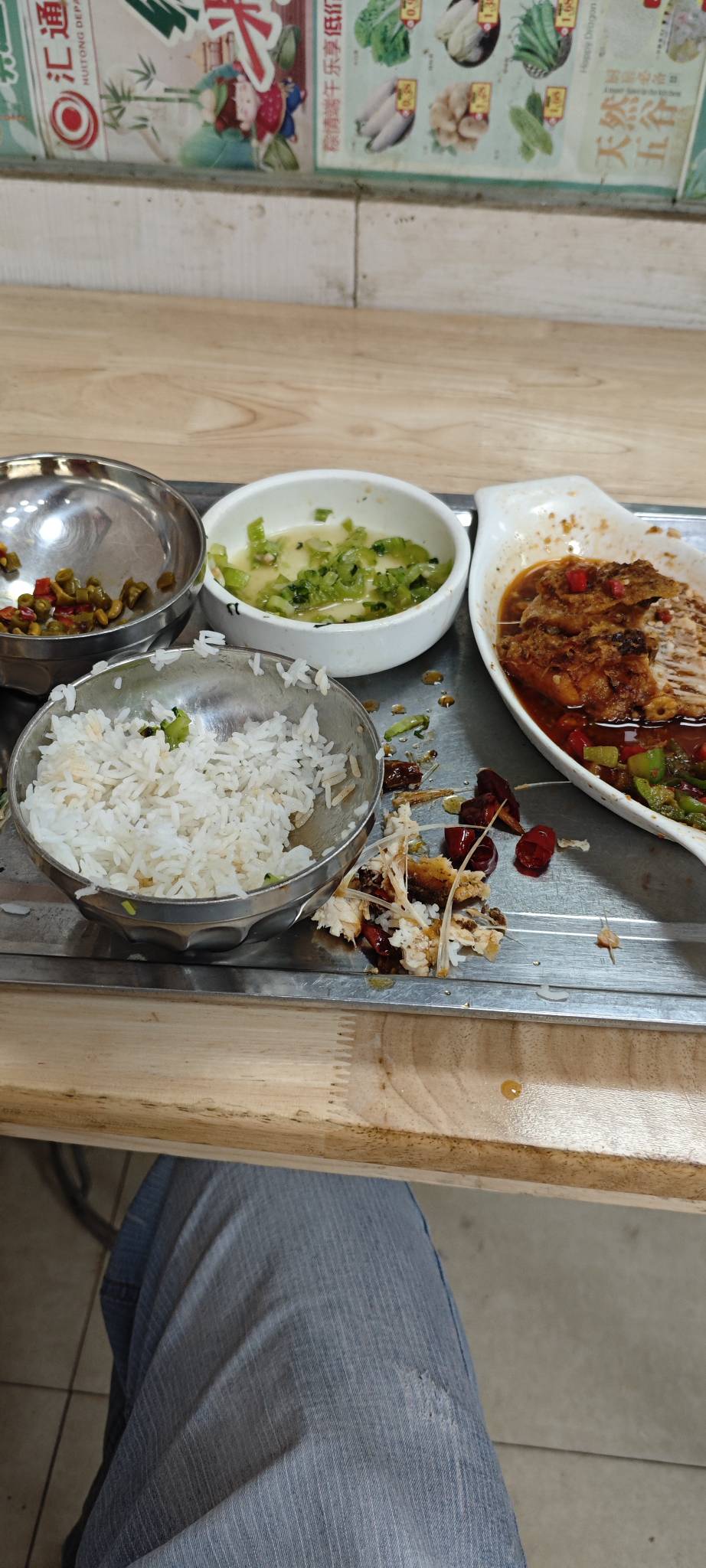 胃口不好的老哥建议把烟戒了

66 / 作者:卡农豆包 / 