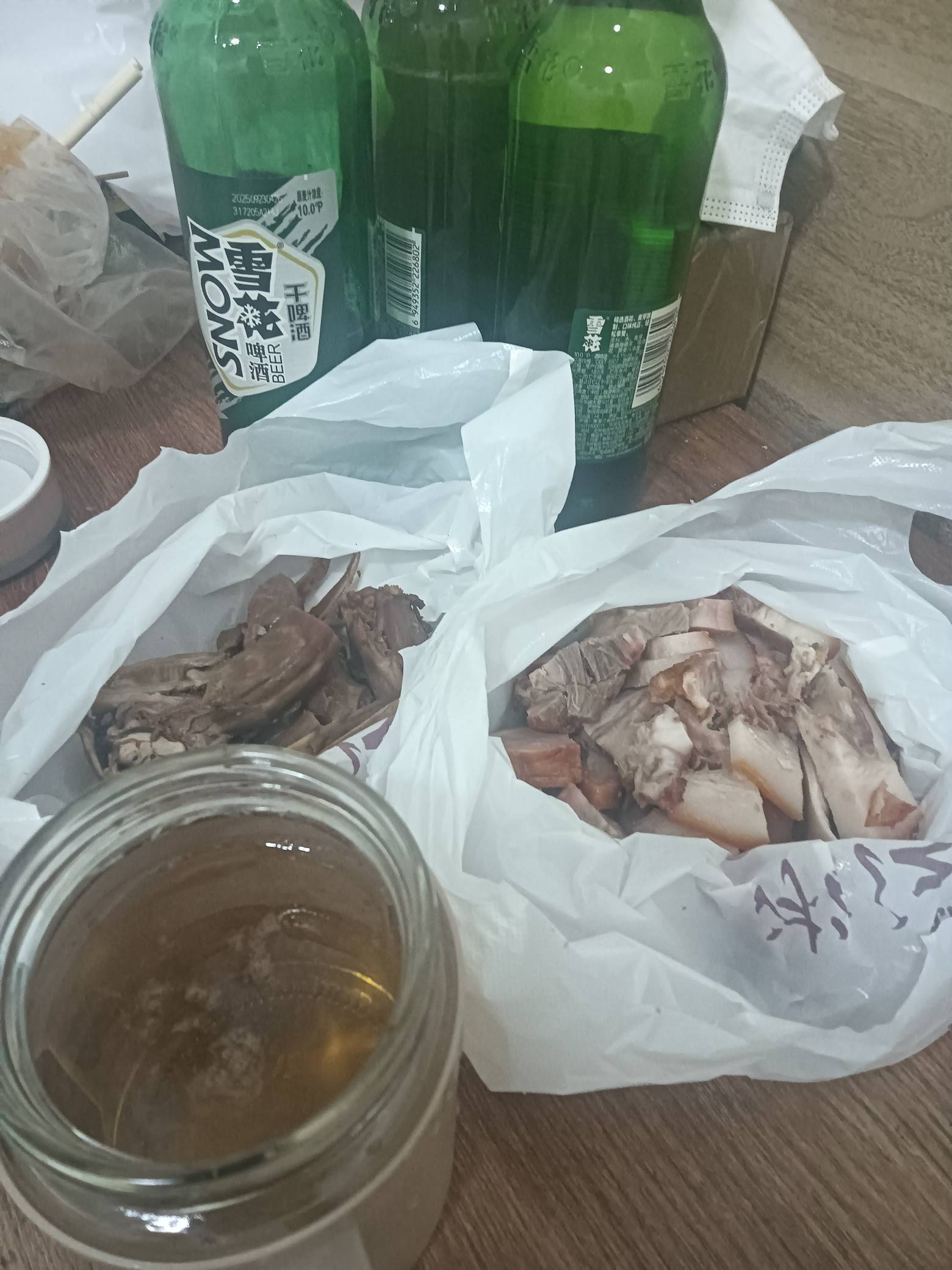 路与他人各不同，不必听风就动容。

87 / 作者:变了格局小了 / 