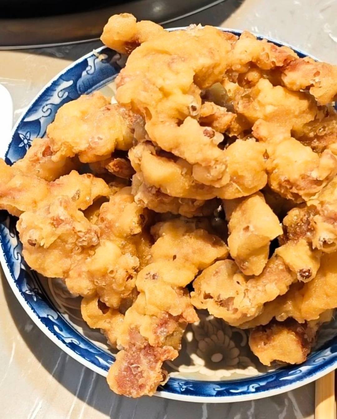 火锅还是要社区店吃起才香，牛油重锅底香，开了十几年的店从来不搞团购那一T，一直是9 / 作者:曾经遗忘的角落 / 