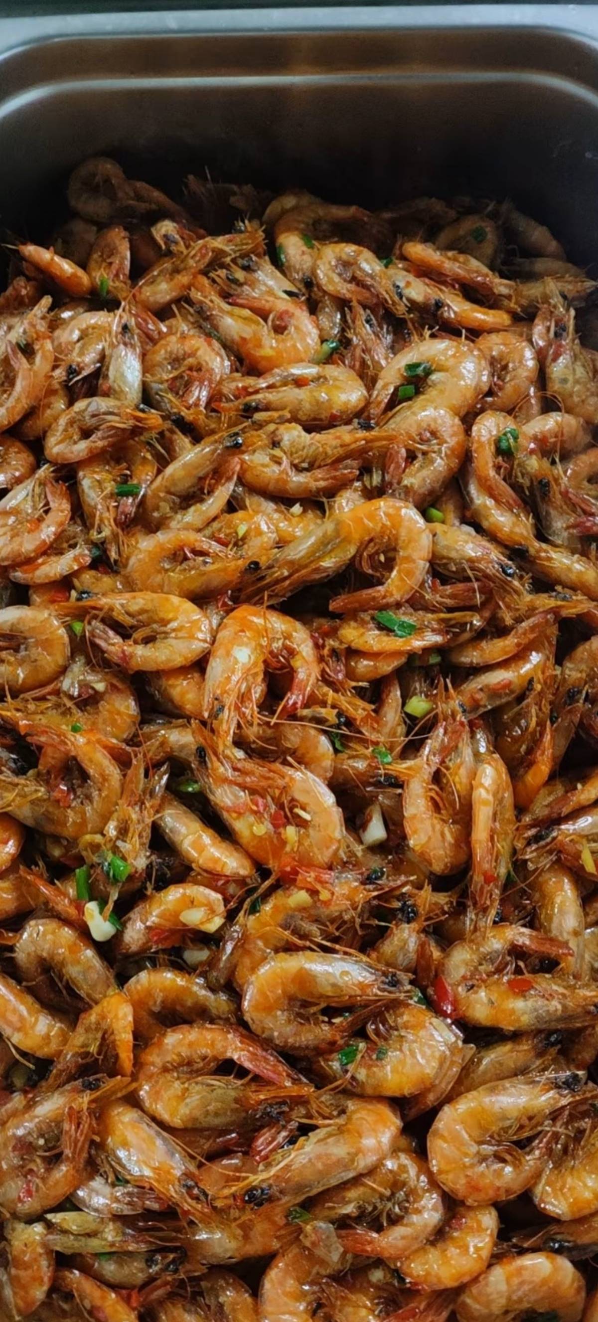 今天的夜宵怎么一点蔬菜没有，我是保安，保自己肚子平安





77 / 作者:一个人的老哥 / 