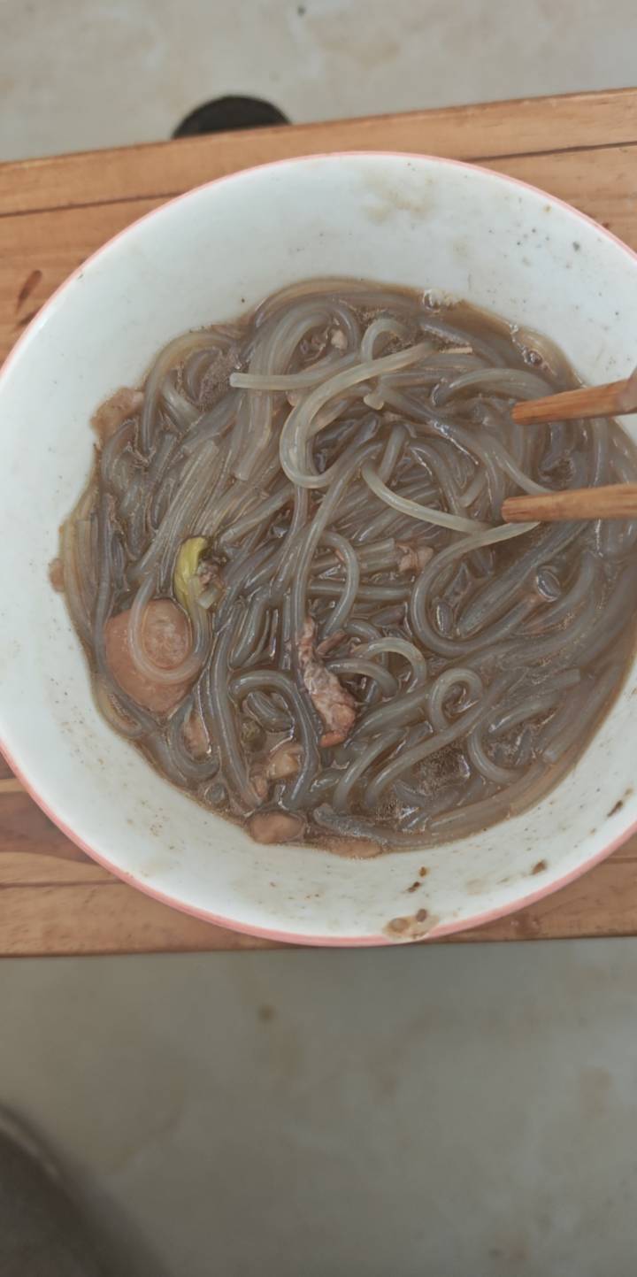 网上买的红薯粉煮不熟啊

72 / 作者:露西亚的鱼 / 