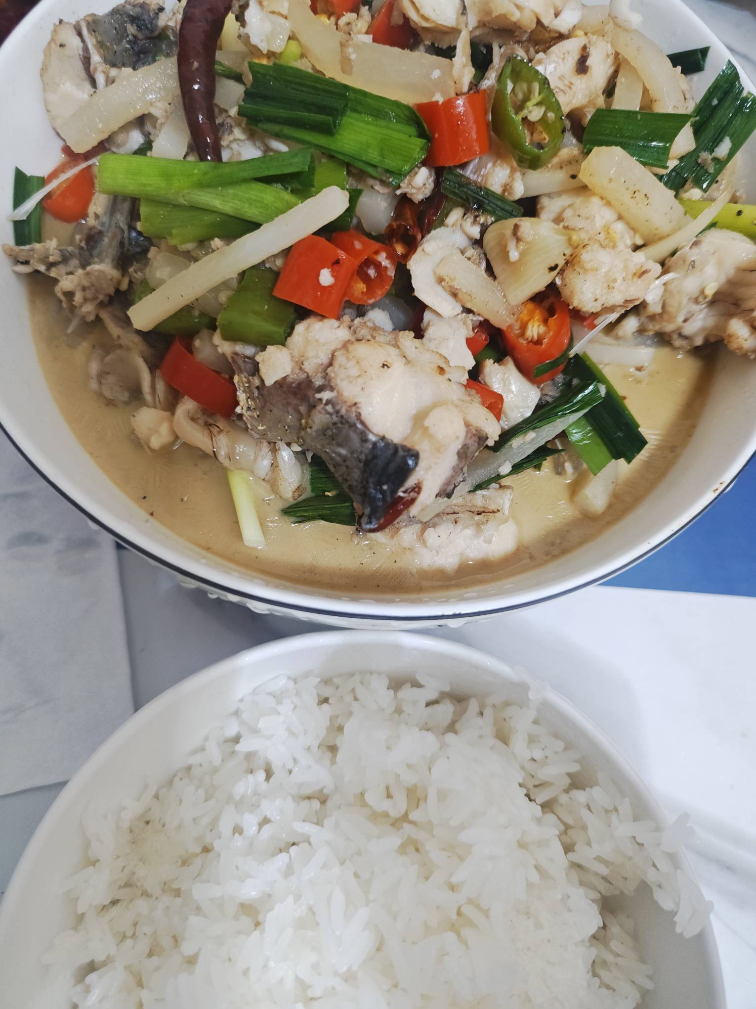 吃饭了老哥们

69 / 作者:真的很厉害啊 / 