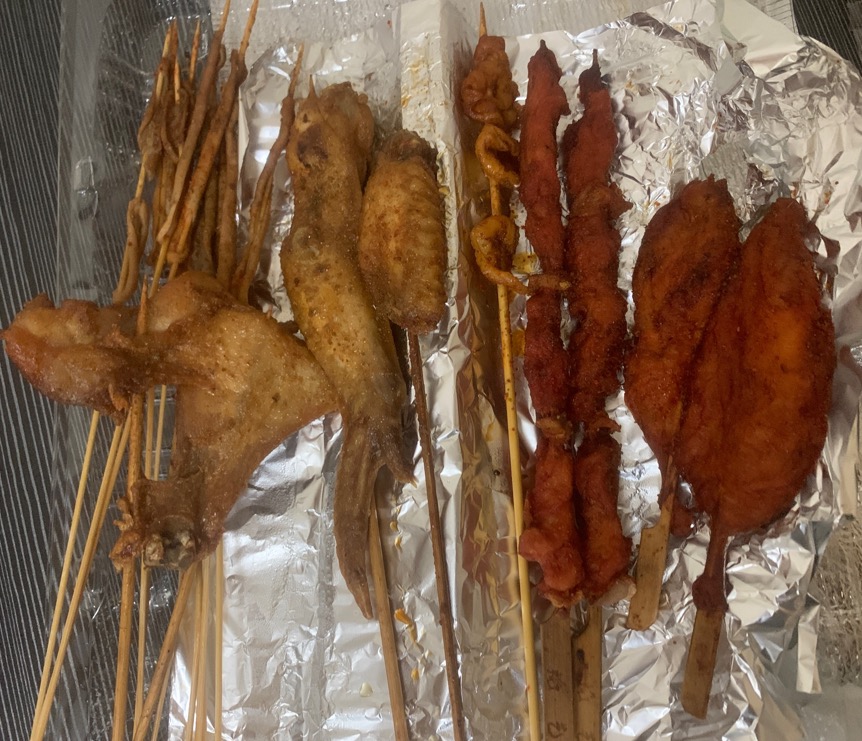 吃 连个麦

36 / 作者:小鬼是魔鬼 / 