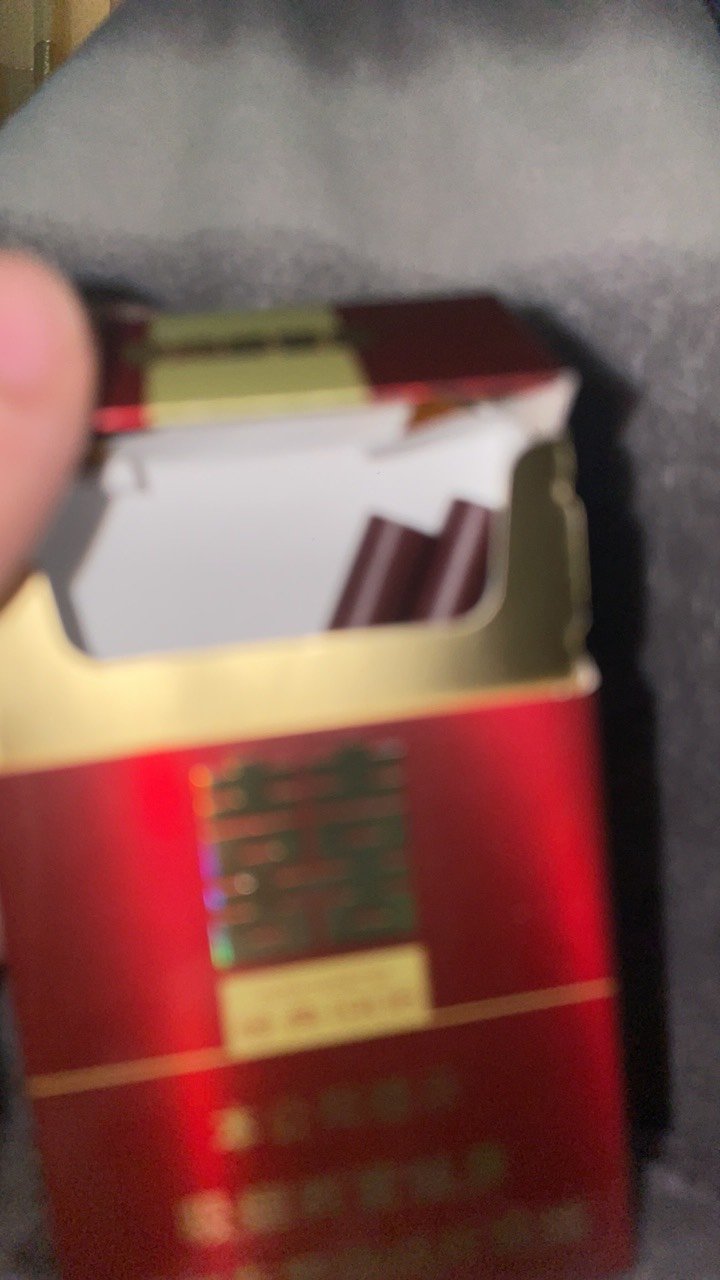 倒下了，挂壁烟都买不起了

7 / 作者:卡农之尊 / 