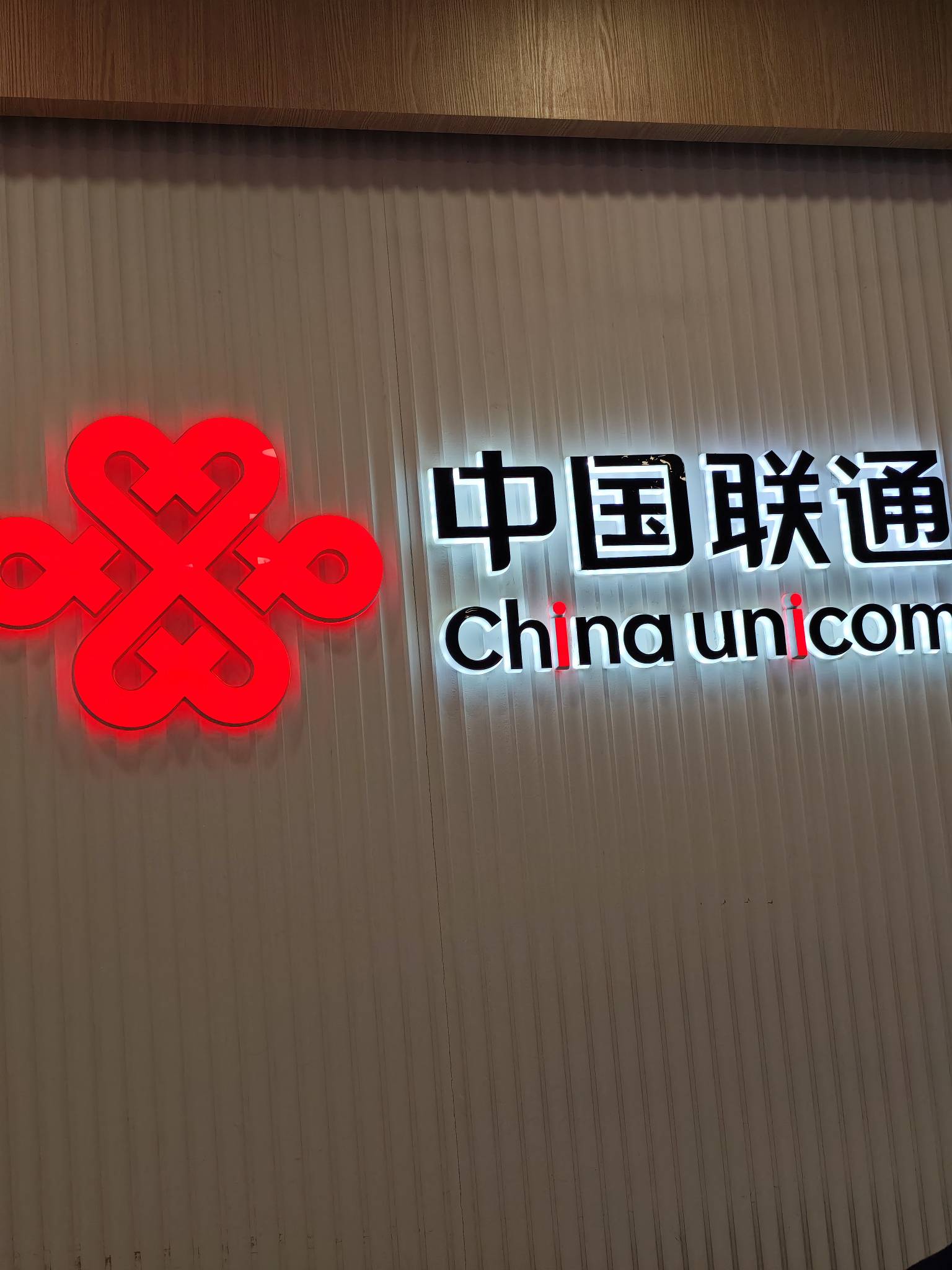 四张副卡拉满，我要薅最多的羊毛

52 / 作者:Z。先生 / 