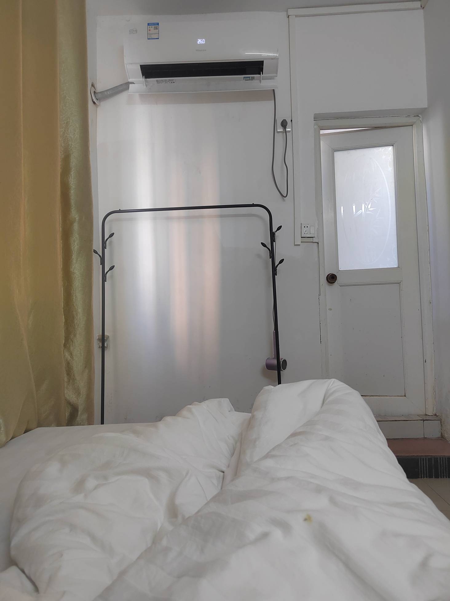 每天躺在这半个月了，也不出门，人跟快死了一样，心里好焦虑，你们是怎么能一年两年的40 / 作者:澳村还我奔驰E / 