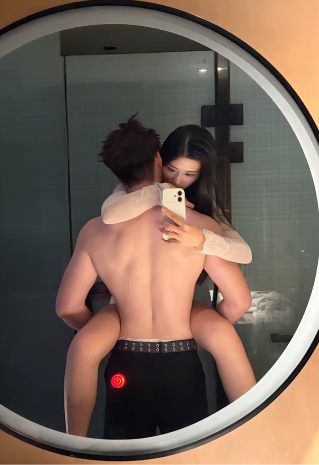 一觉醒来变成发票社区了吗

77 / 作者:笑起来真好看 / 