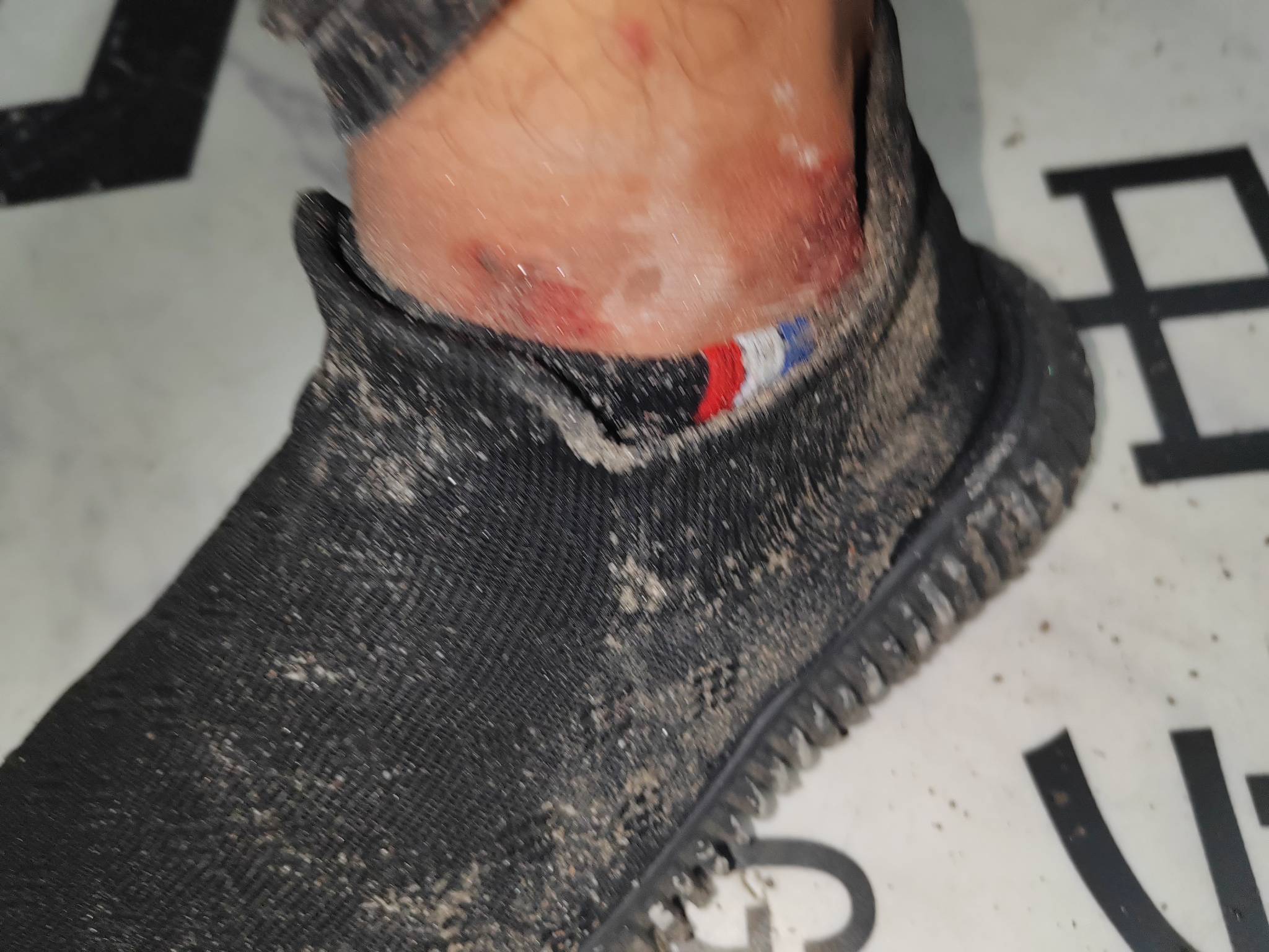 跑外卖一个半小时50毛，10单，什么水平？我老李也要变单王了？
80 / 作者:我爱小小孟 / 