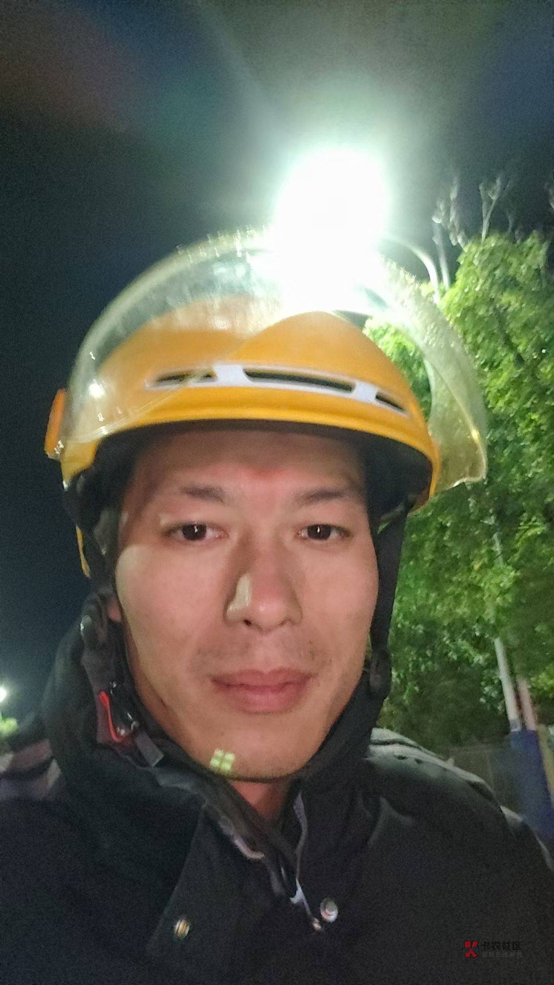 送外卖可以看沿途的美丽风景，美丽夜景

47 / 作者:风中之神-聂风 / 