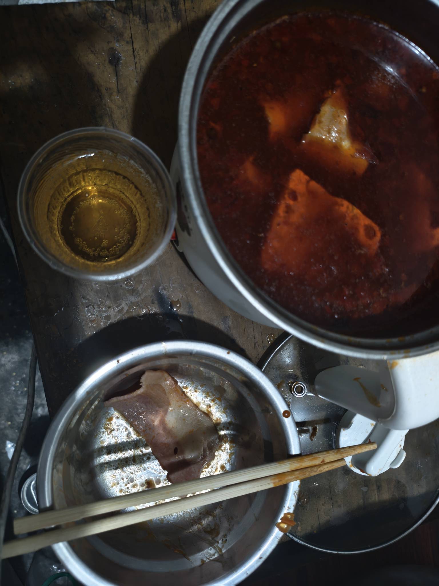 老哥们，夜深了，喝点也该睡了

92 / 作者:飞翔的小法 / 