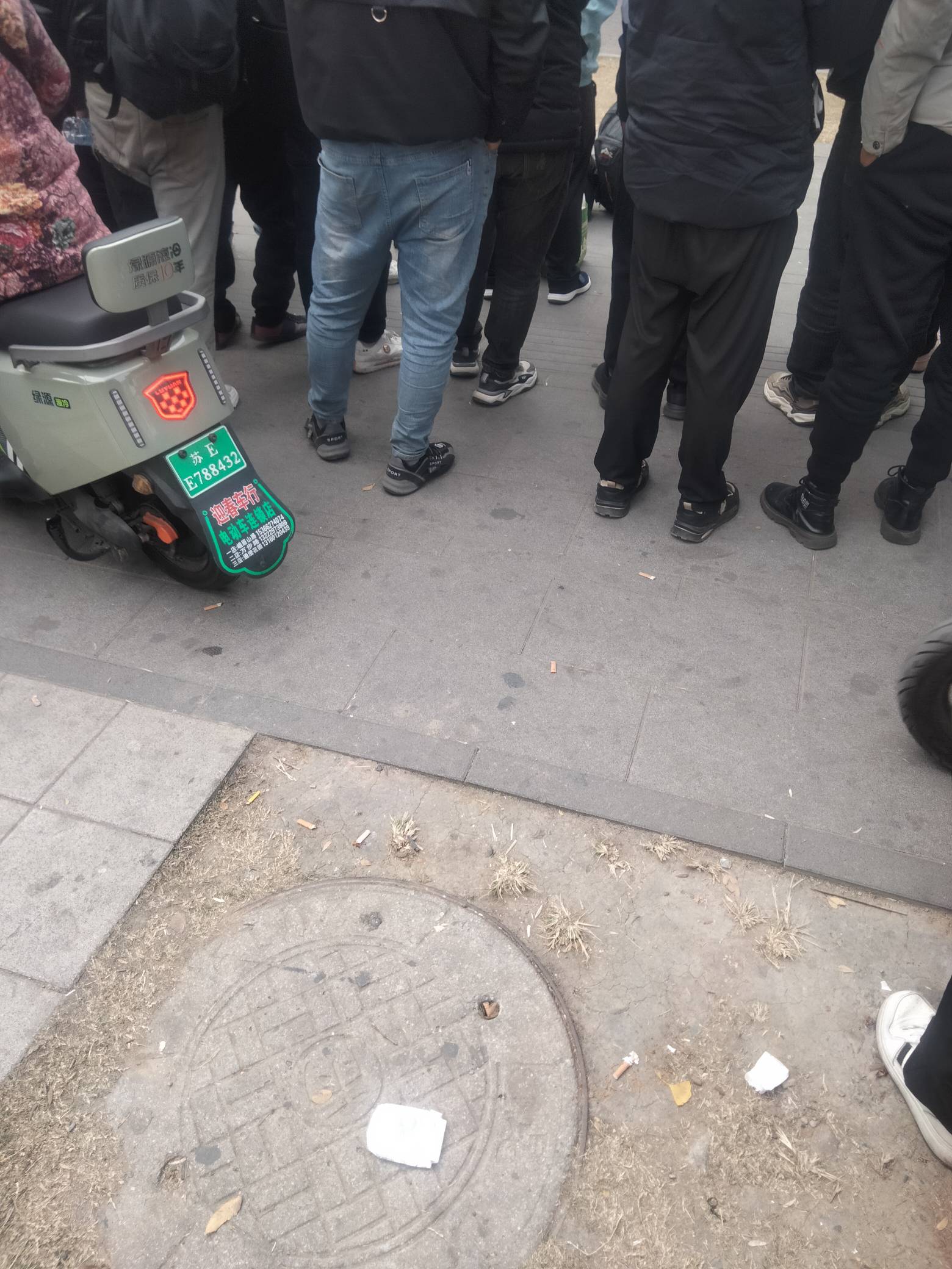 五六百人，美滋滋


97 / 作者:宁波躺平老哥 / 