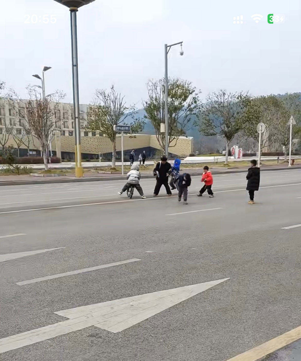 南村群童欺我老无力

4 / 作者:联系客服改名 / 