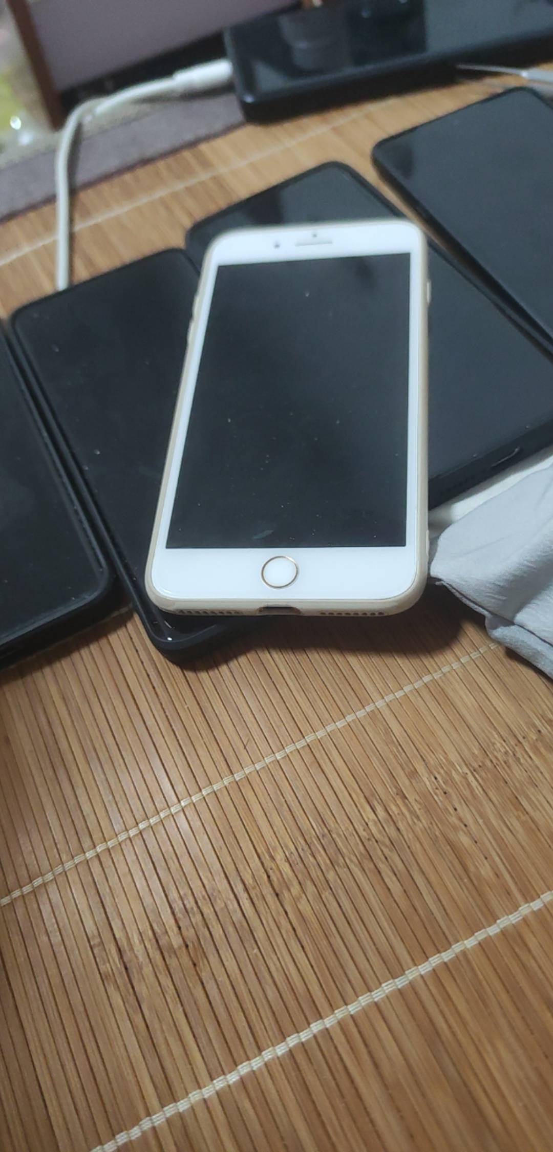 为了方便全局定位，买了一把..5系统的苹果7，太大方便了
87 / 作者:木子辰 / 