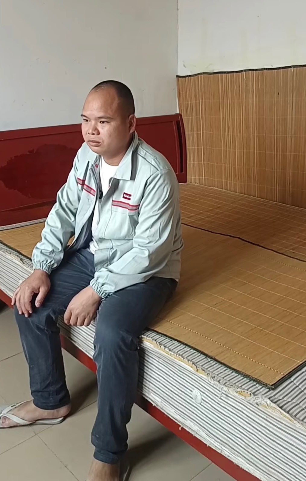 膀胱啊，35岁了，挂壁房到期，是进厂还是回家过年啊

45 / 作者:不知明的靓仔 / 