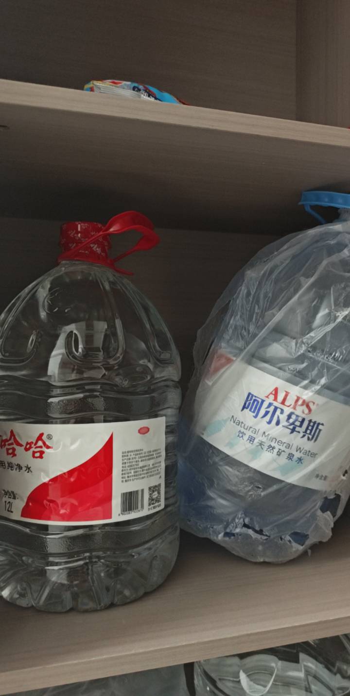 交通领券中心领那个满10-3的十足，十足长期活动，大瓶矿泉水4块5两瓶，用了券10块5买46 / 作者:老哥大气人 / 