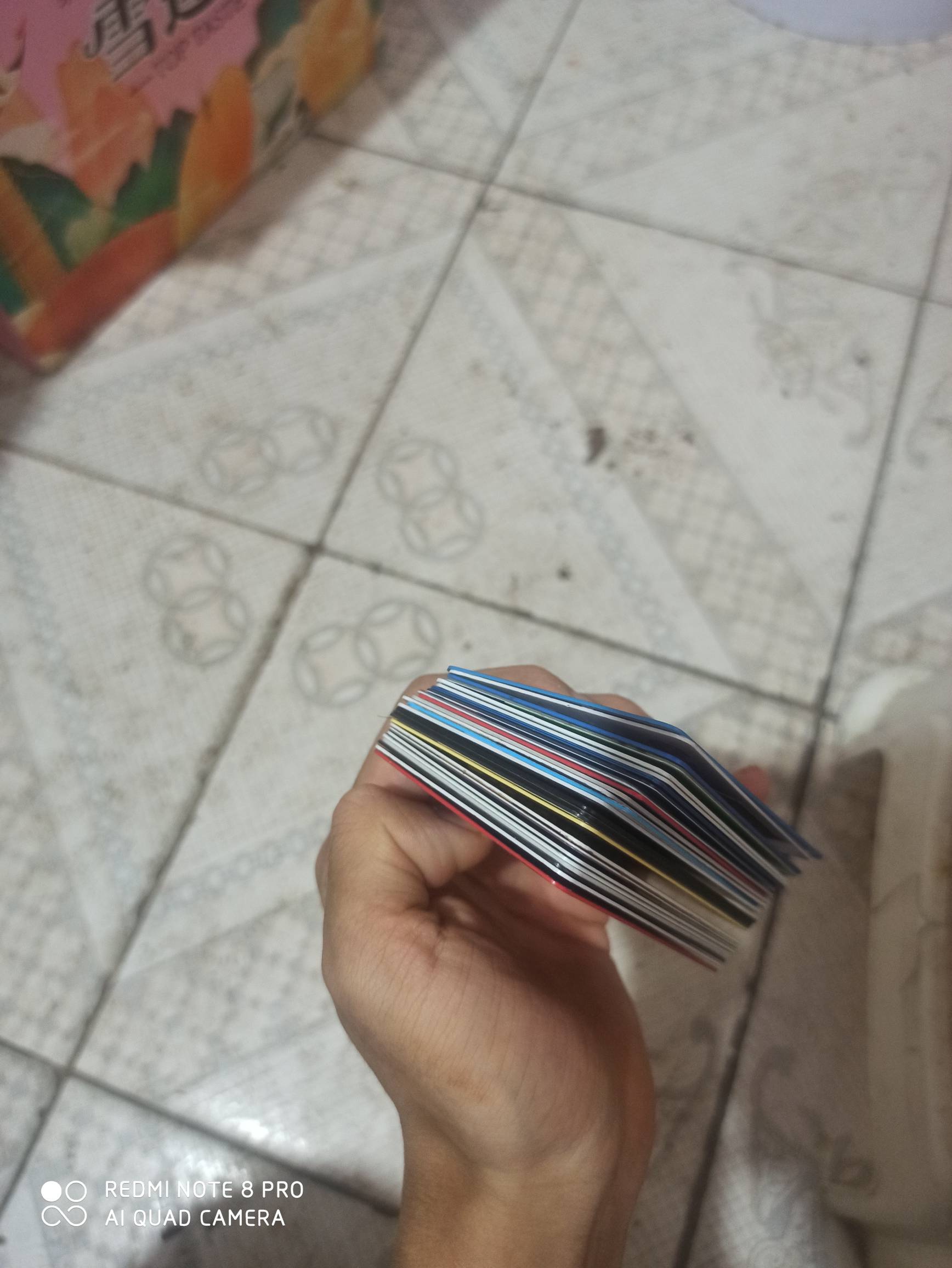 来卡农申请羊毛，手上没有50张YHK都不好意思发言



93 / 作者:0mr / 