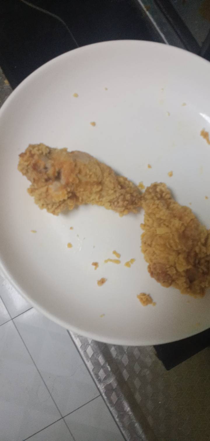 今天一口气点了四份，早中晚，吃不下了，剩下的卷代下单卖卖算了，




44 / 作者:一站宜白路 / 