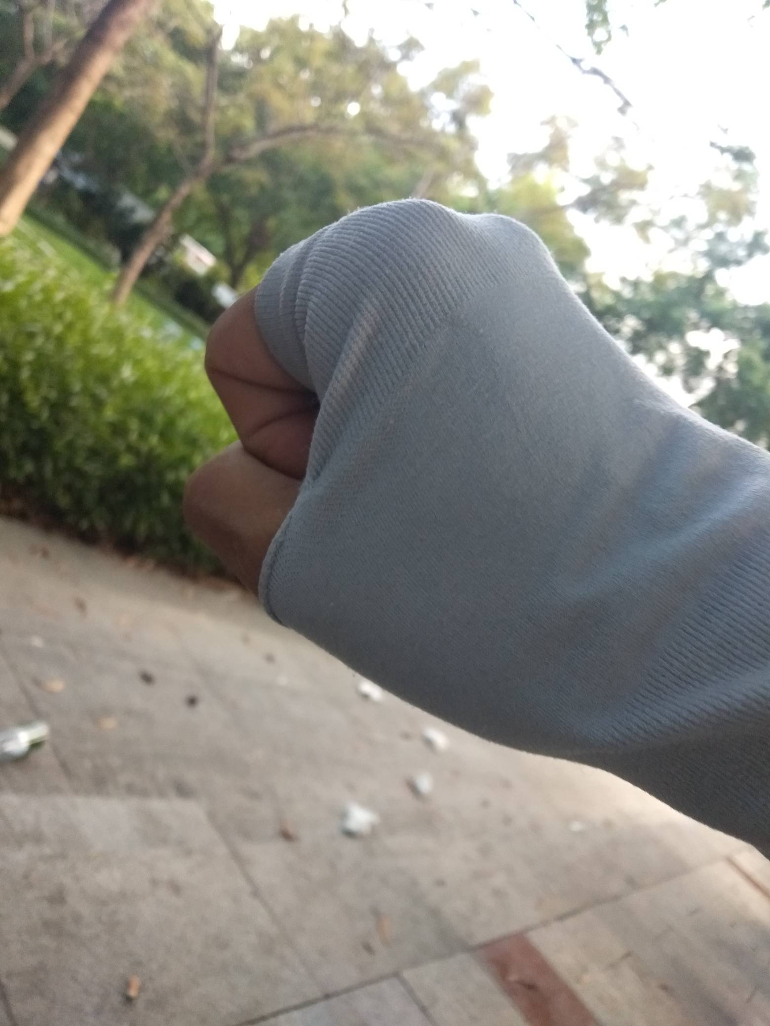 饿醒了，羡慕你们这帮夜班cs，又鲁秃小美了

64 / 作者:尛•牛•氓 / 