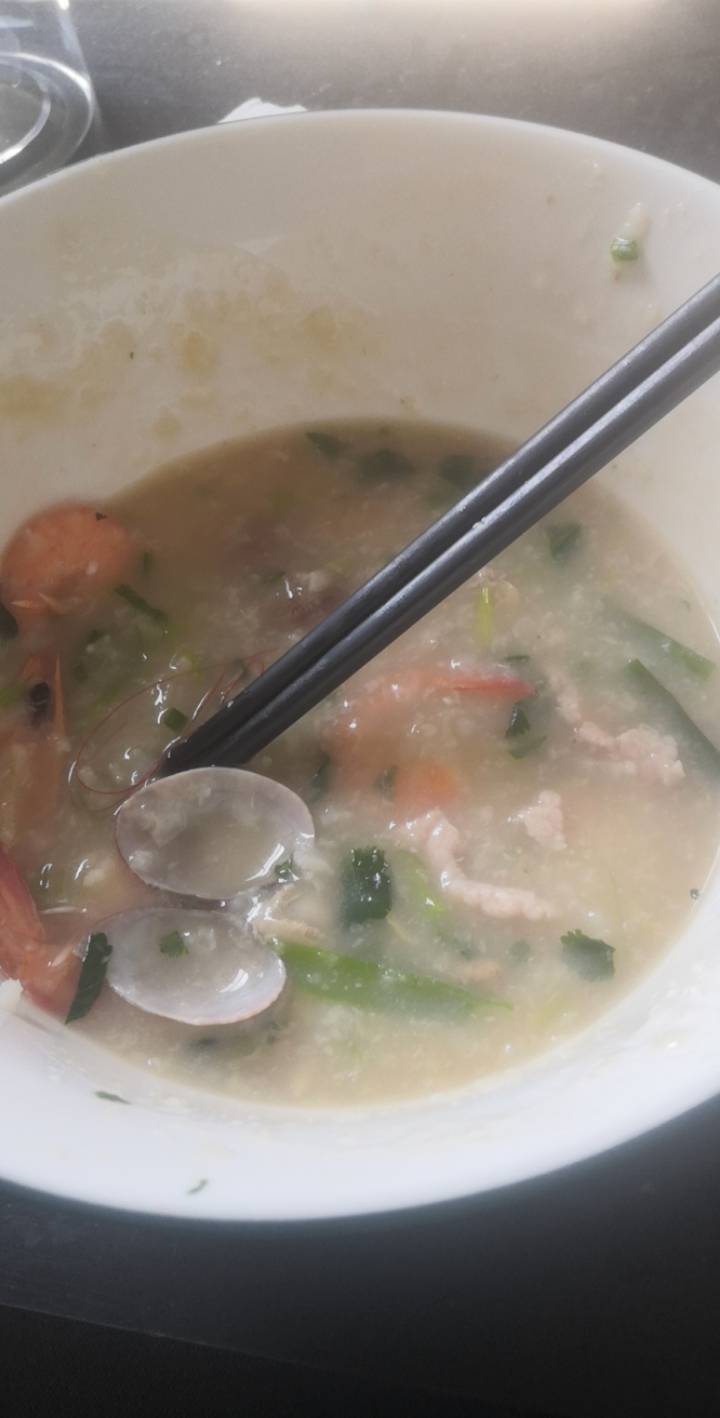 今天发广告片小赚300+自己买海鲜煮粥花了70+美滋滋了

44 / 作者:苏哈哥 / 