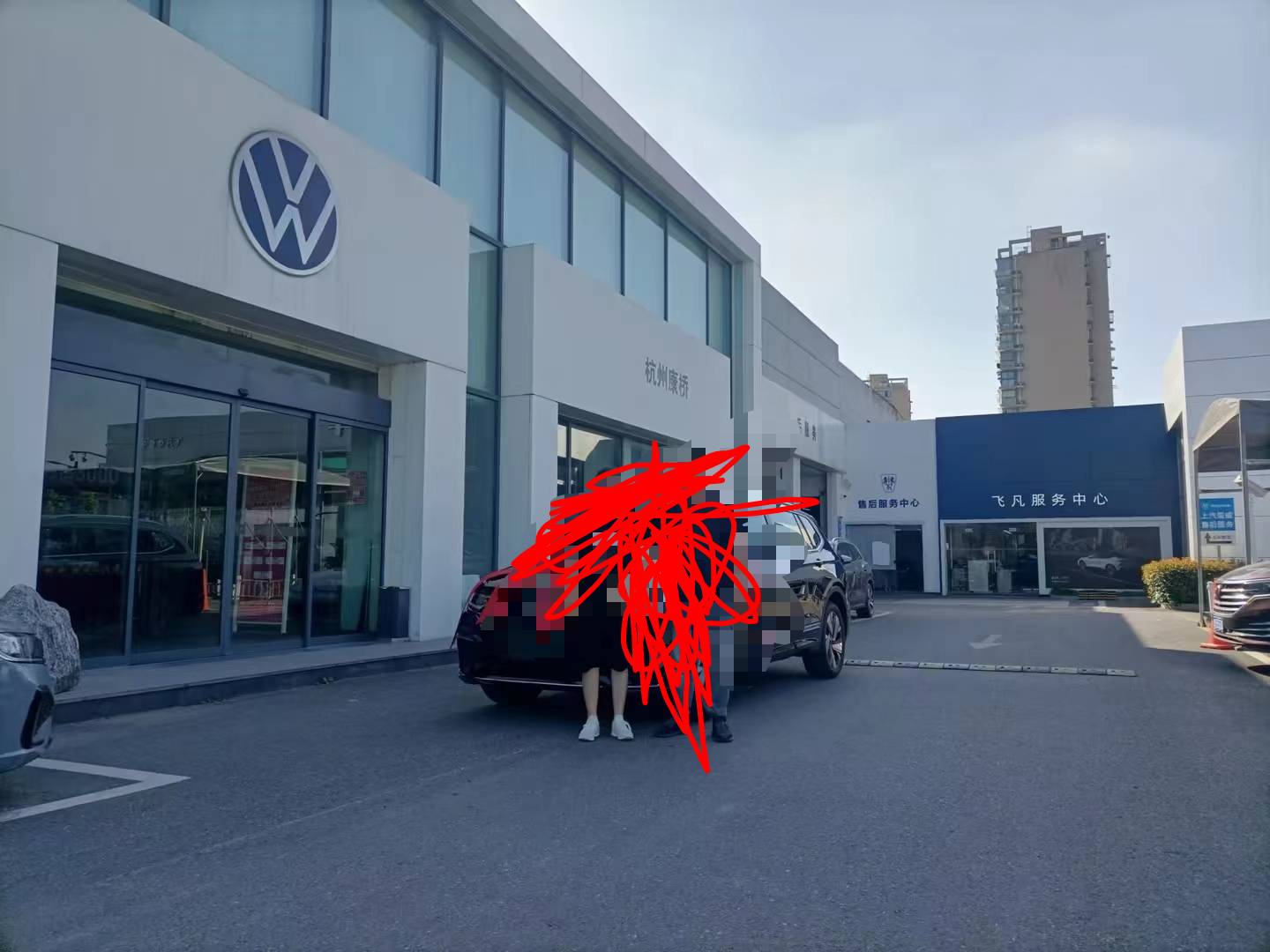 我恨自己，恨自己一事无成，看着其他假老哥们在那里用谎言肆意麻痹着我们这些真老哥，90 / 作者:我爱小小孟 / 