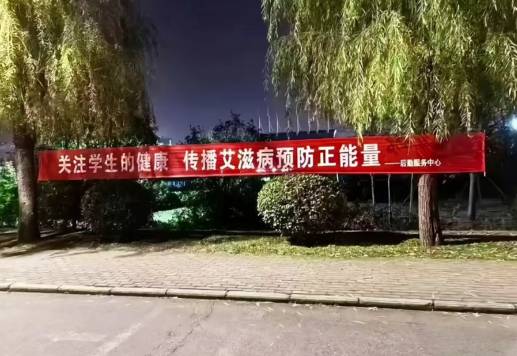 打卡

81 / 作者:基基肯压基 / 